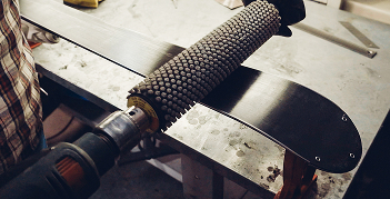 Szczotkowanie ślizgów